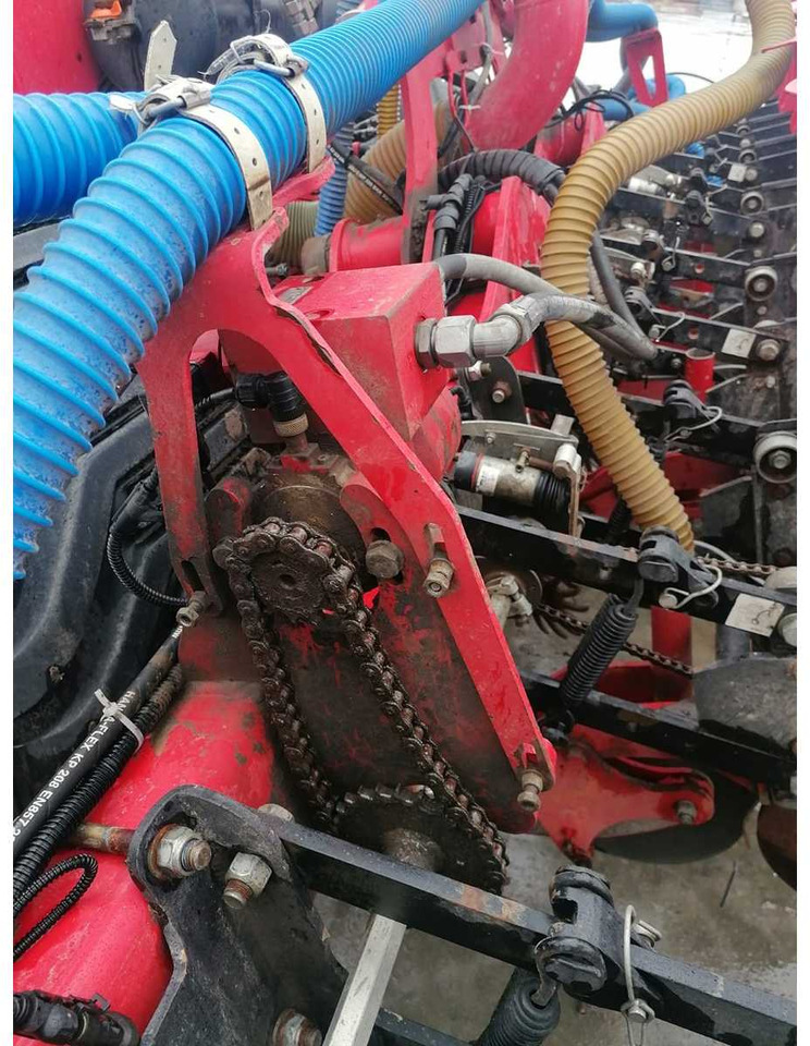 HORSCH - آلات البذر والغرس والشتل: صور 5 HORSCH - آلات البذر والغرس والشتل: صور 5