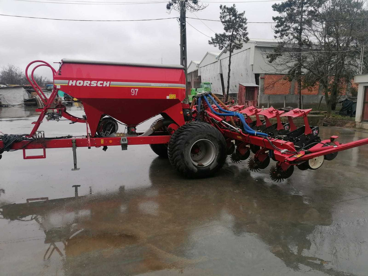 HORSCH - آلات البذر والغرس والشتل: صور 4 HORSCH - آلات البذر والغرس والشتل: صور 4