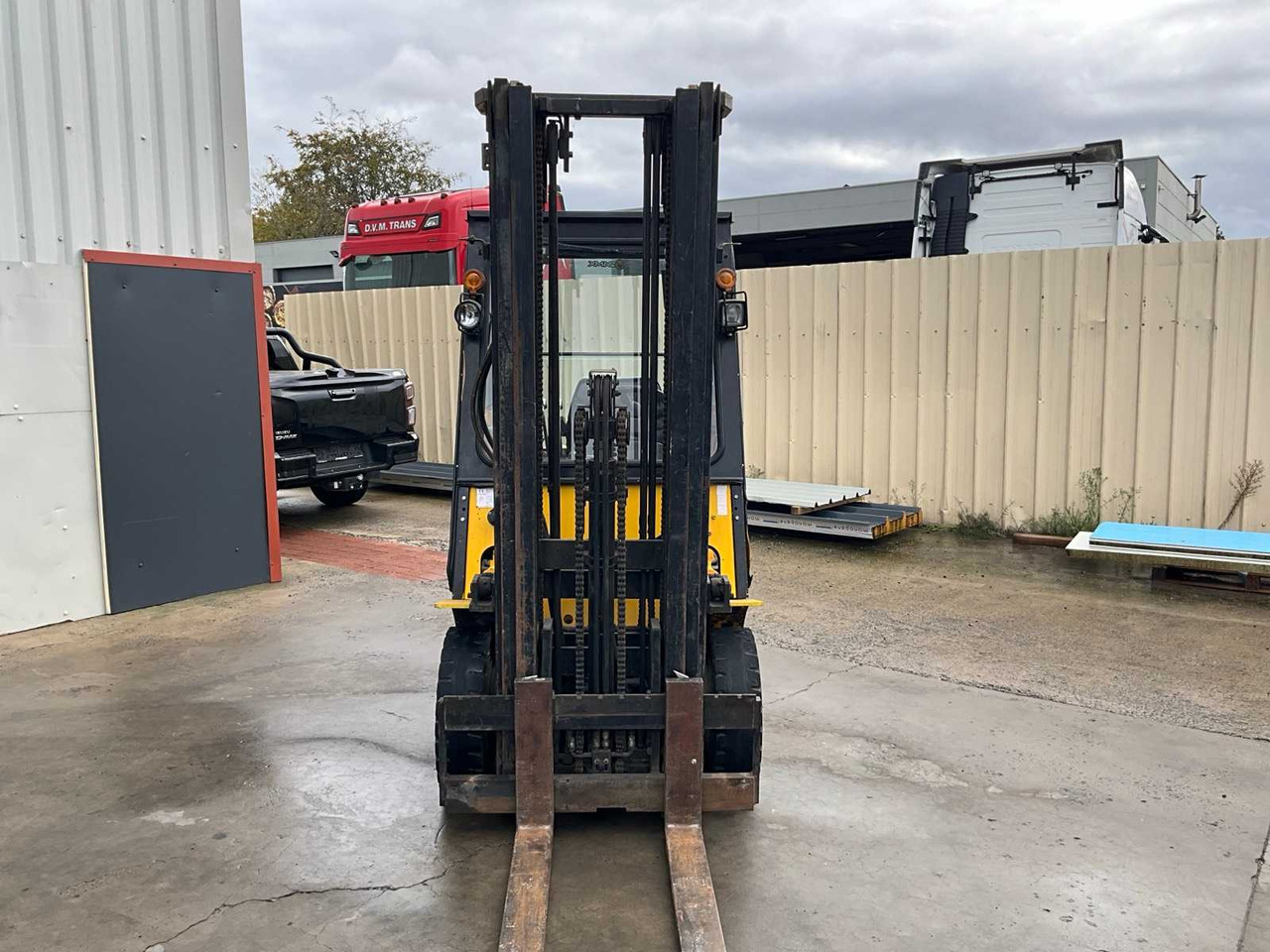 HYUNDAI HDF25-5 FORKLIFT - رافعة شوكية: صور 3 HYUNDAI HDF25-5 FORKLIFT - رافعة شوكية: صور 3