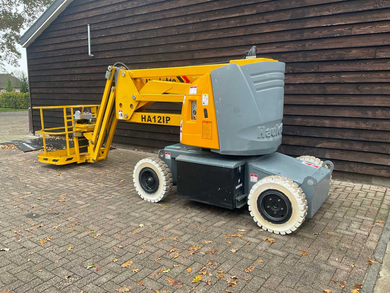 Haulotte HA12IP - منصات هيدروليكية متنقلة: صور 2 Haulotte HA12IP - منصات هيدروليكية متنقلة: صور 2