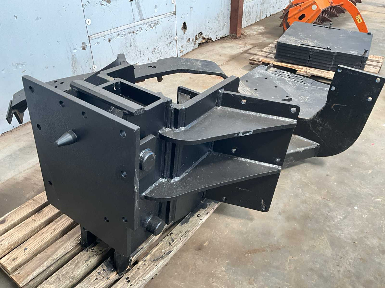 Herder Substructure Frame for John Deere 7010 series - الآلات والماكينات الزراعية: صور 3 Herder Substructure Frame for John Deere 7010 series - الآلات والماكينات الزراعية: صور 3