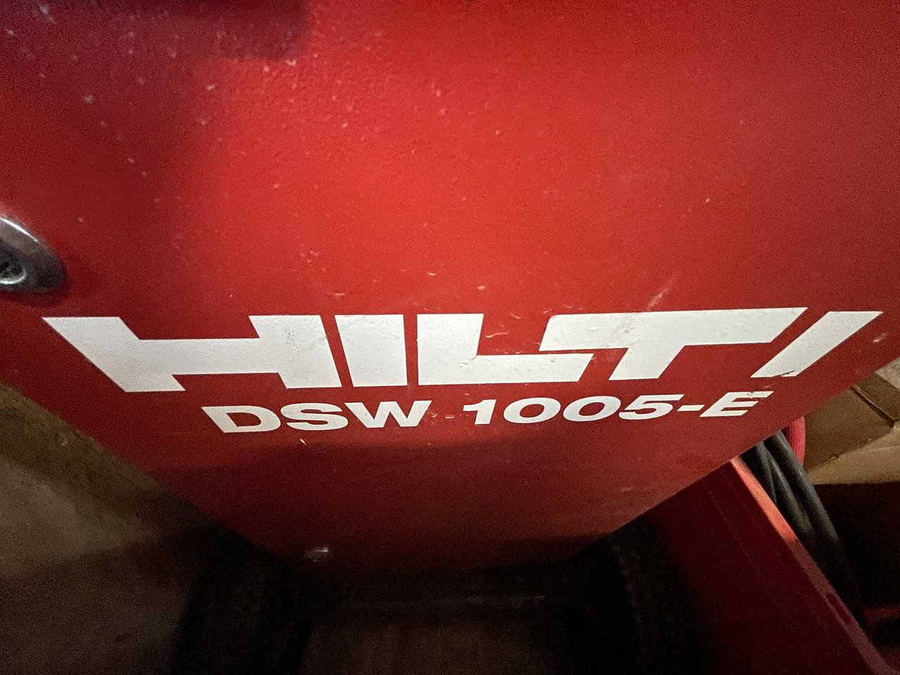 Hilti DSW1005E - معدات الخرسانة: صور 1 Hilti DSW1005E - معدات الخرسانة: صور 1
