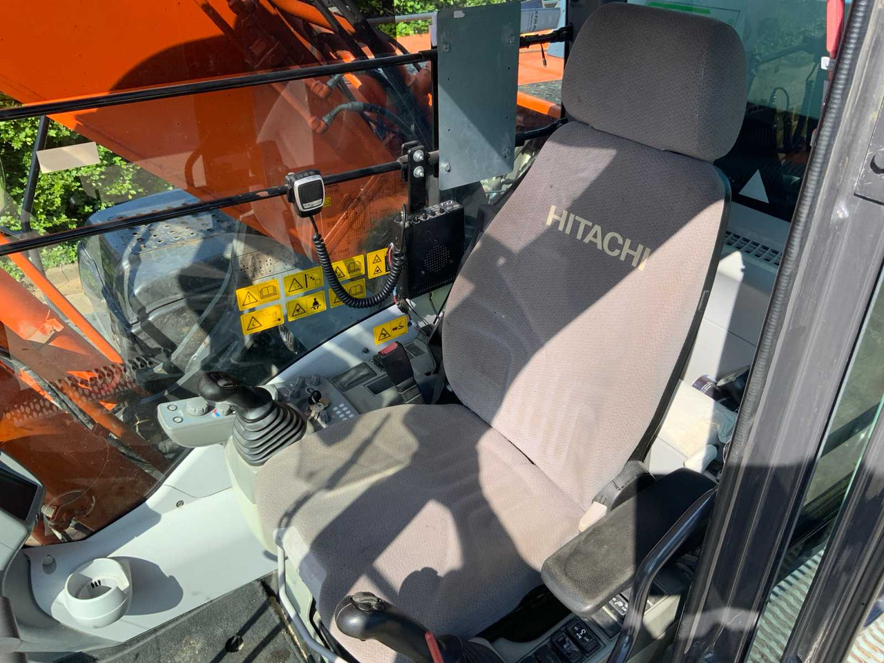 حفارات زحافة Hitachi ZX350LC-5B: صور 38
