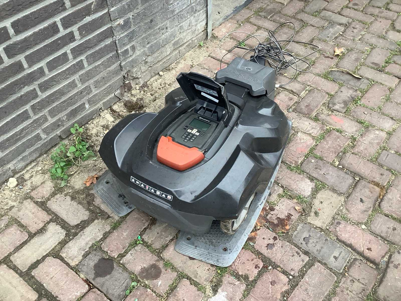 Husqvarna 430x - جزازة المروج: صور 3 Husqvarna 430x - جزازة المروج: صور 3