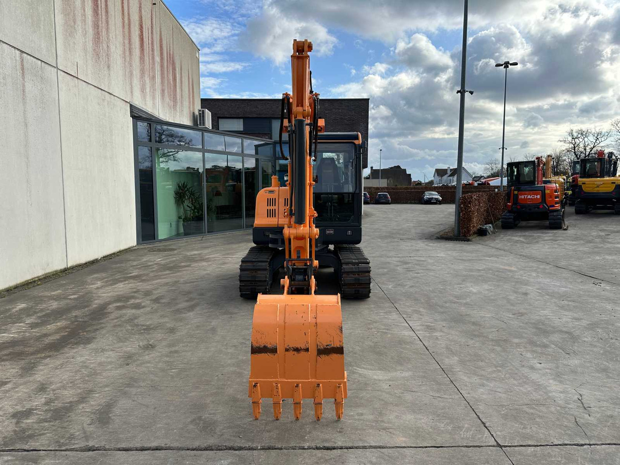 Hyundai R60VS - حفارات زحافة: صور 2 Hyundai R60VS - حفارات زحافة: صور 2