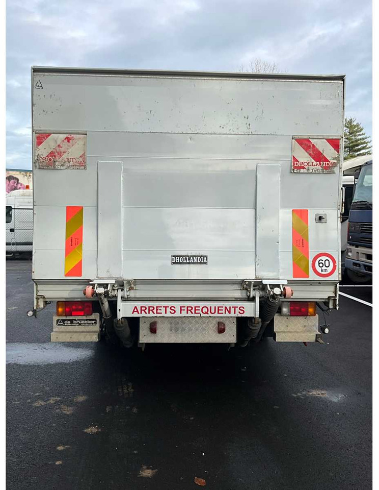 IVECO EUROCARGO 120EL18 - HYDRAULIC TAIL LIFT & TARPAULINS - 140000KM - شاحنة: صور 4 IVECO EUROCARGO 120EL18 - HYDRAULIC TAIL LIFT & TARPAULINS - 140000KM - شاحنة: صور 4