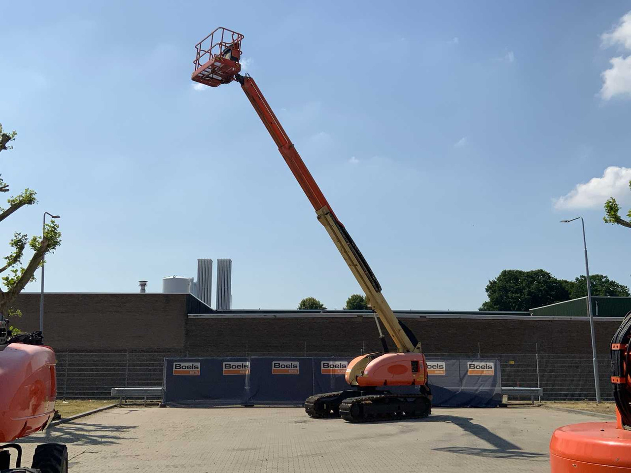 JLG 600SCG - منصات هيدروليكية متنقلة: صور 1 JLG 600SCG - منصات هيدروليكية متنقلة: صور 1