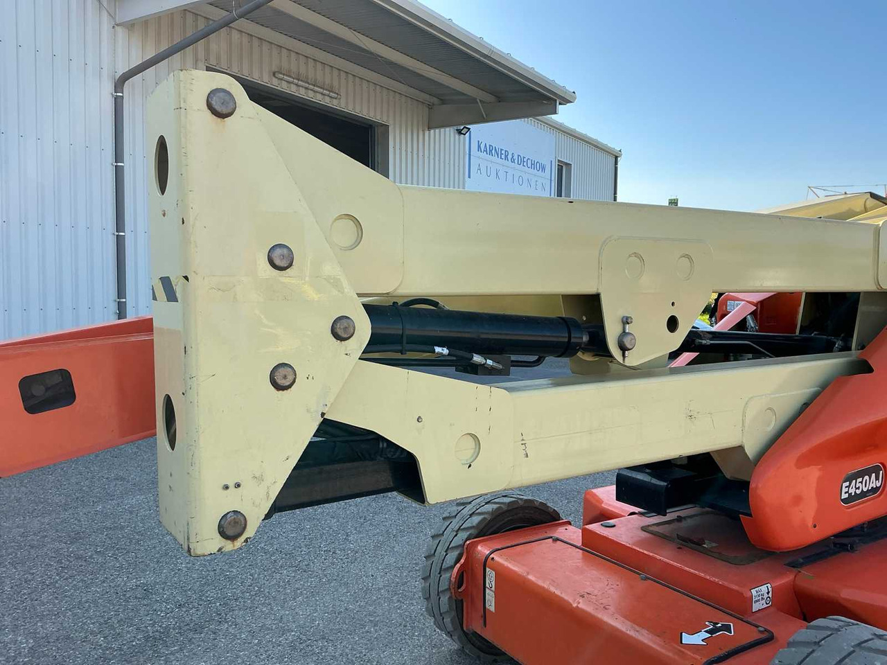 JLG E450AJ - منصات هيدروليكية متنقلة: صور 5 JLG E450AJ - منصات هيدروليكية متنقلة: صور 5