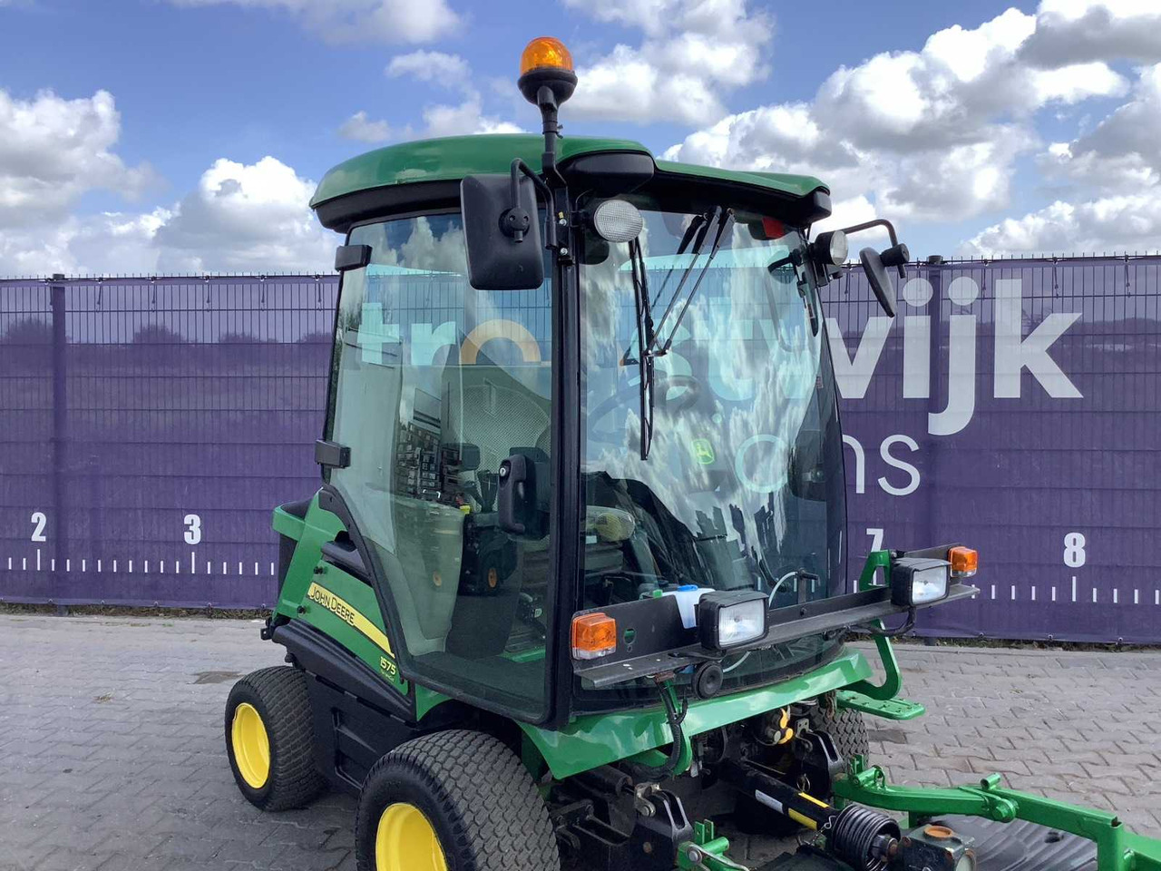 John Deere 1575 TerrainCut - جزازة المروج: صور 5 John Deere 1575 TerrainCut - جزازة المروج: صور 5