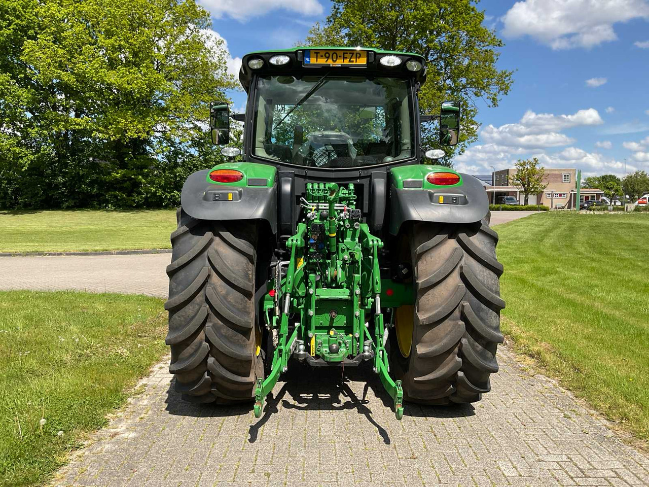 John Deere 6R155 - جرار: صور 4 John Deere 6R155 - جرار: صور 4