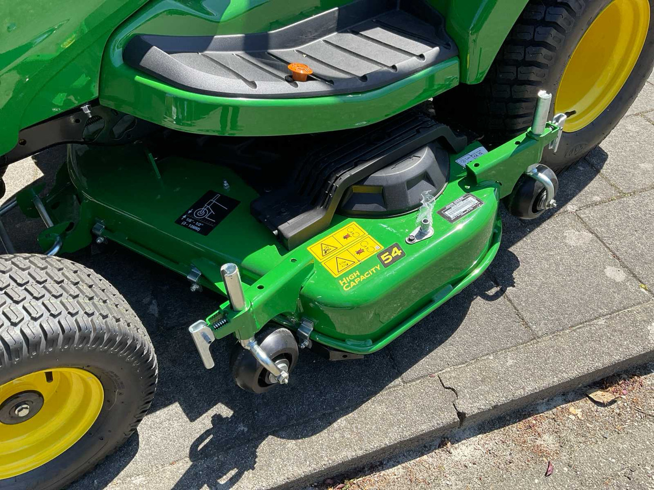 John Deere X940 - جزازة المروج: صور 5 John Deere X940 - جزازة المروج: صور 5