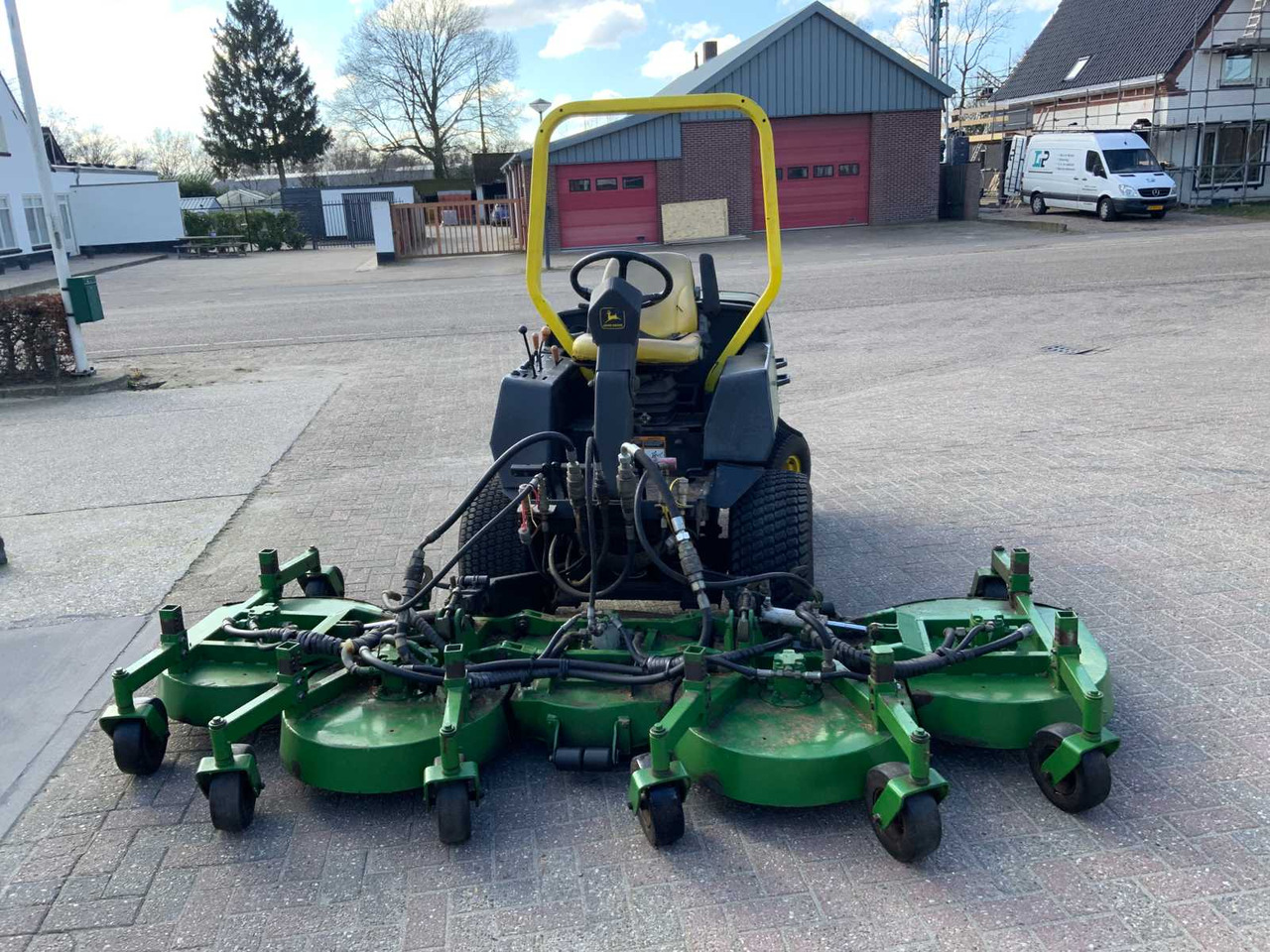 John Deere  - جزازة المروج: صور 2 John Deere  - جزازة المروج: صور 2