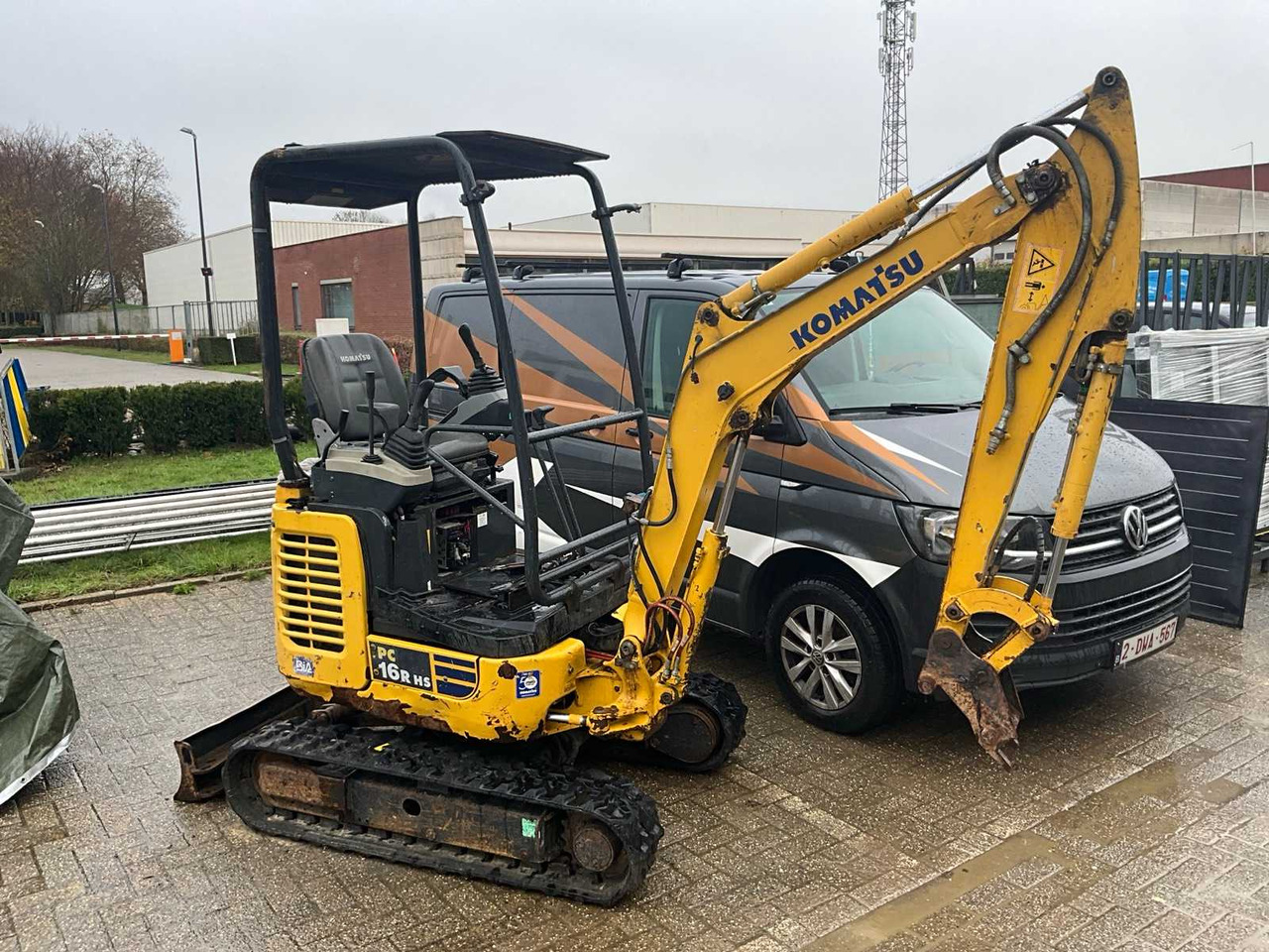 KOMATSU PC 16RHS MINI EXCAVATOR - حفارة مصغرة: صور 1 KOMATSU PC 16RHS MINI EXCAVATOR - حفارة مصغرة: صور 1