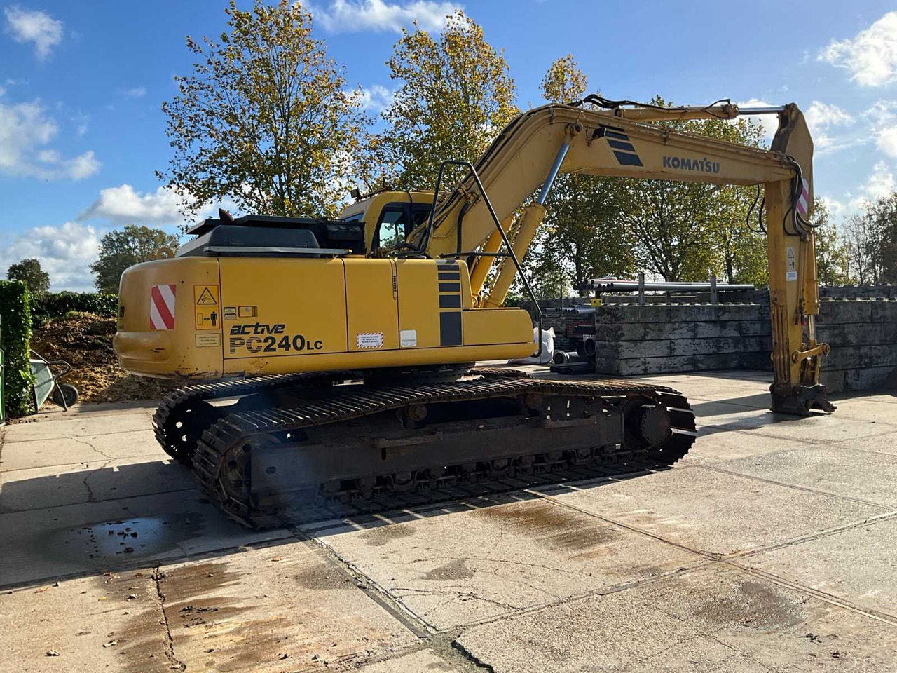 Komatsu 1999 KOMATSU ACTIVE PC240LC CRAWLER EXCAVATOR - حفارات زحافة: صور 3 Komatsu 1999 KOMATSU ACTIVE PC240LC CRAWLER EXCAVATOR - حفارات زحافة: صور 3