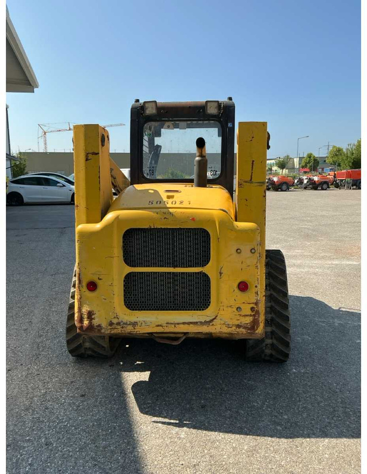 Komatsu CK 20-1 - شيول صغير: صور 5 Komatsu CK 20-1 - شيول صغير: صور 5