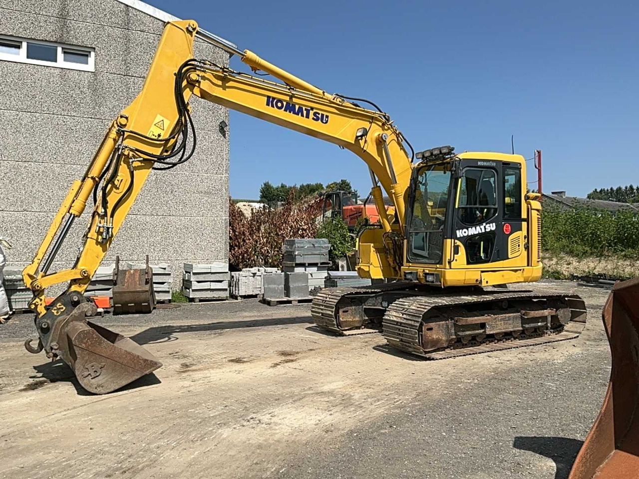 Komatsu PC138 us-11 - حفارات زحافة: صور 2 Komatsu PC138 us-11 - حفارات زحافة: صور 2