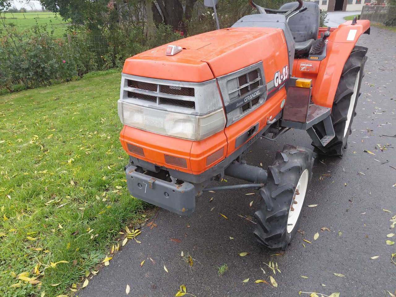 Kubota GL23 - جرار صغير: صور 4 Kubota GL23 - جرار صغير: صور 4
