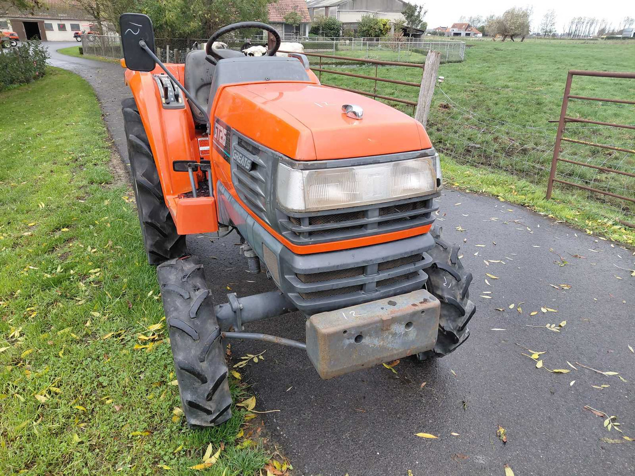 Kubota GT26 - جرار صغير: صور 1 Kubota GT26 - جرار صغير: صور 1
