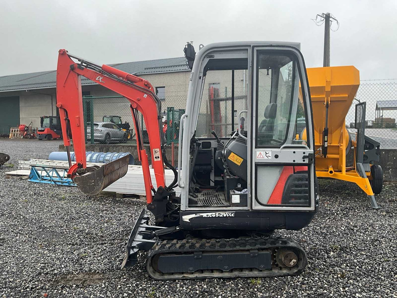 Kubota KX41-2VaC - حفارة مصغرة: صور 2 Kubota KX41-2VaC - حفارة مصغرة: صور 2