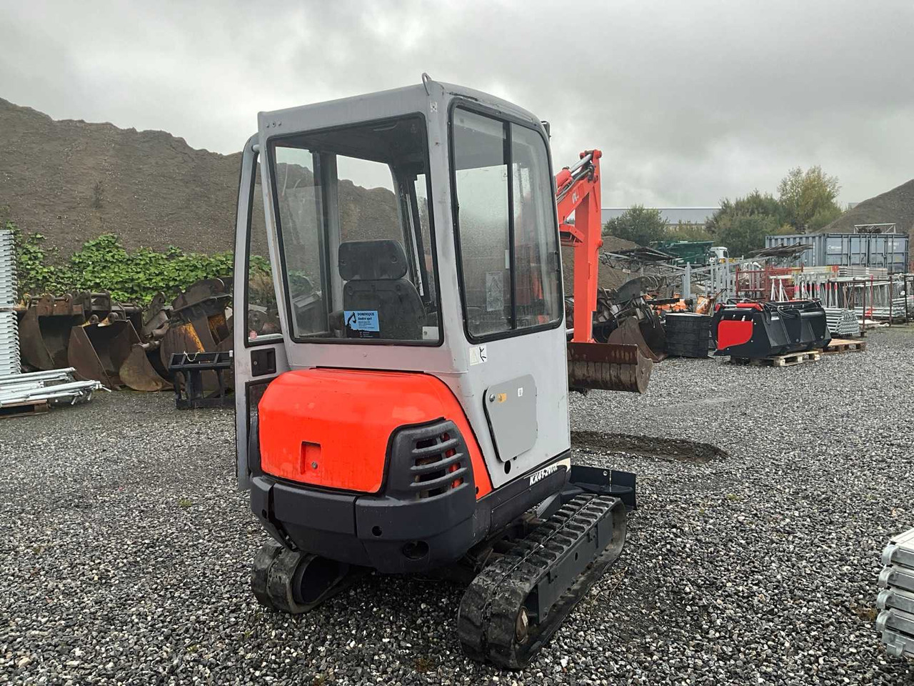 Kubota KX41-2VaC - حفارة مصغرة: صور 5 Kubota KX41-2VaC - حفارة مصغرة: صور 5