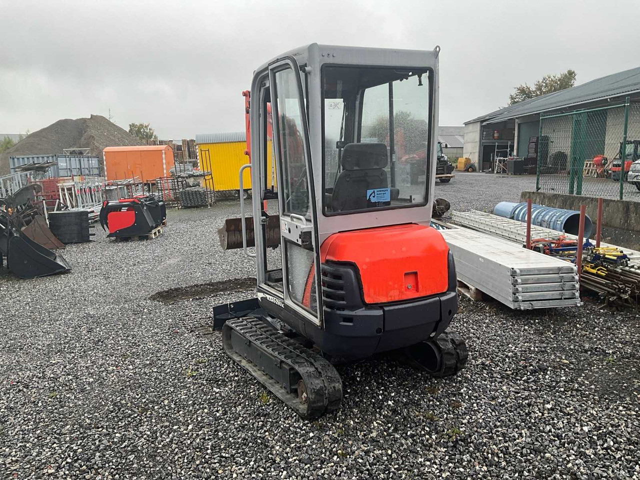 Kubota KX41-2VaC - حفارة مصغرة: صور 3 Kubota KX41-2VaC - حفارة مصغرة: صور 3