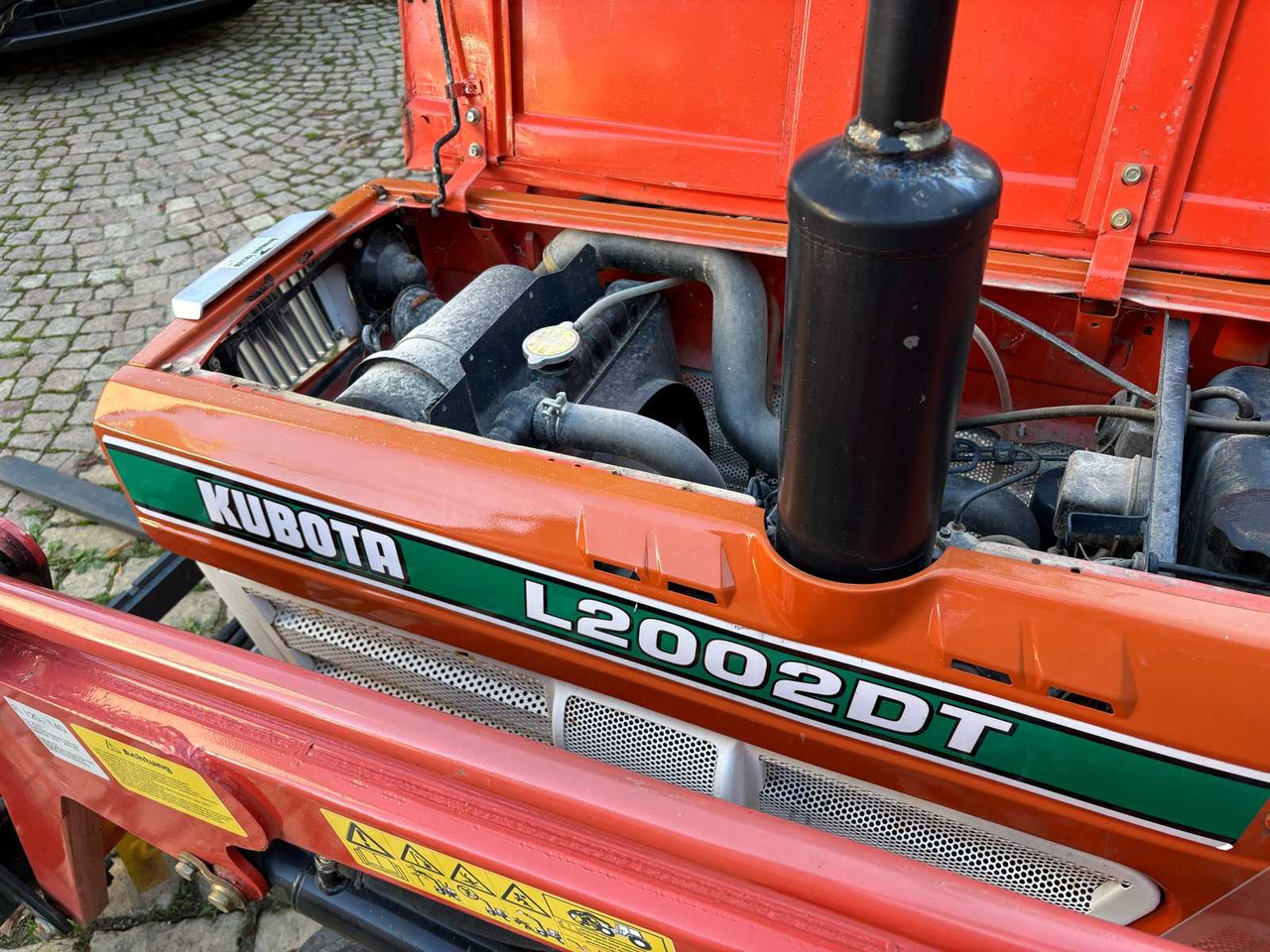 جرار Kubota L-2002: صور 28