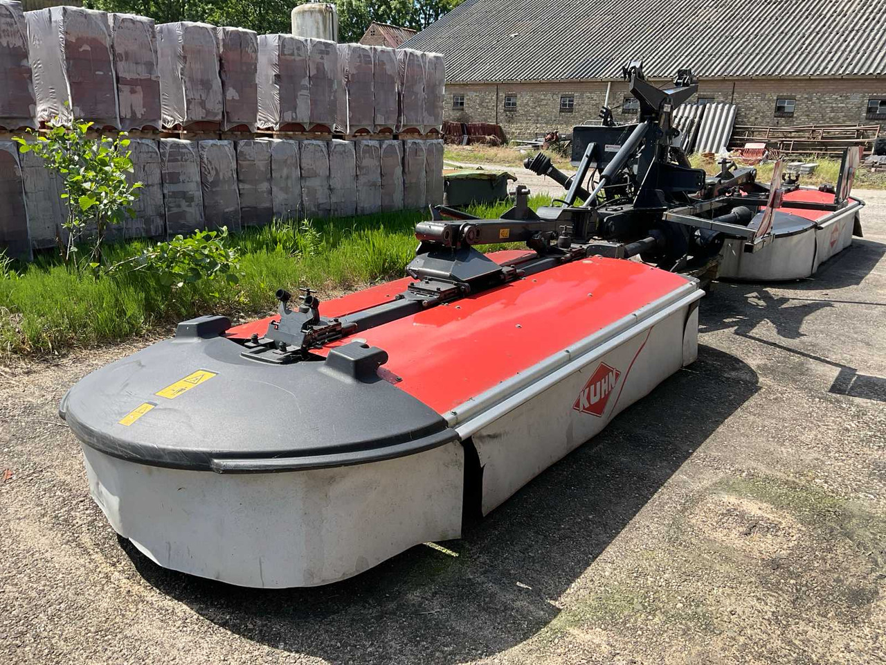 Kuhn Drummaster 320F VGFP & 493 VGRP - التقطيع جزازة/ ماكينات قطع الحشائش: صور 3 Kuhn Drummaster 320F VGFP & 493 VGRP - التقطيع جزازة/ ماكينات قطع الحشائش: صور 3