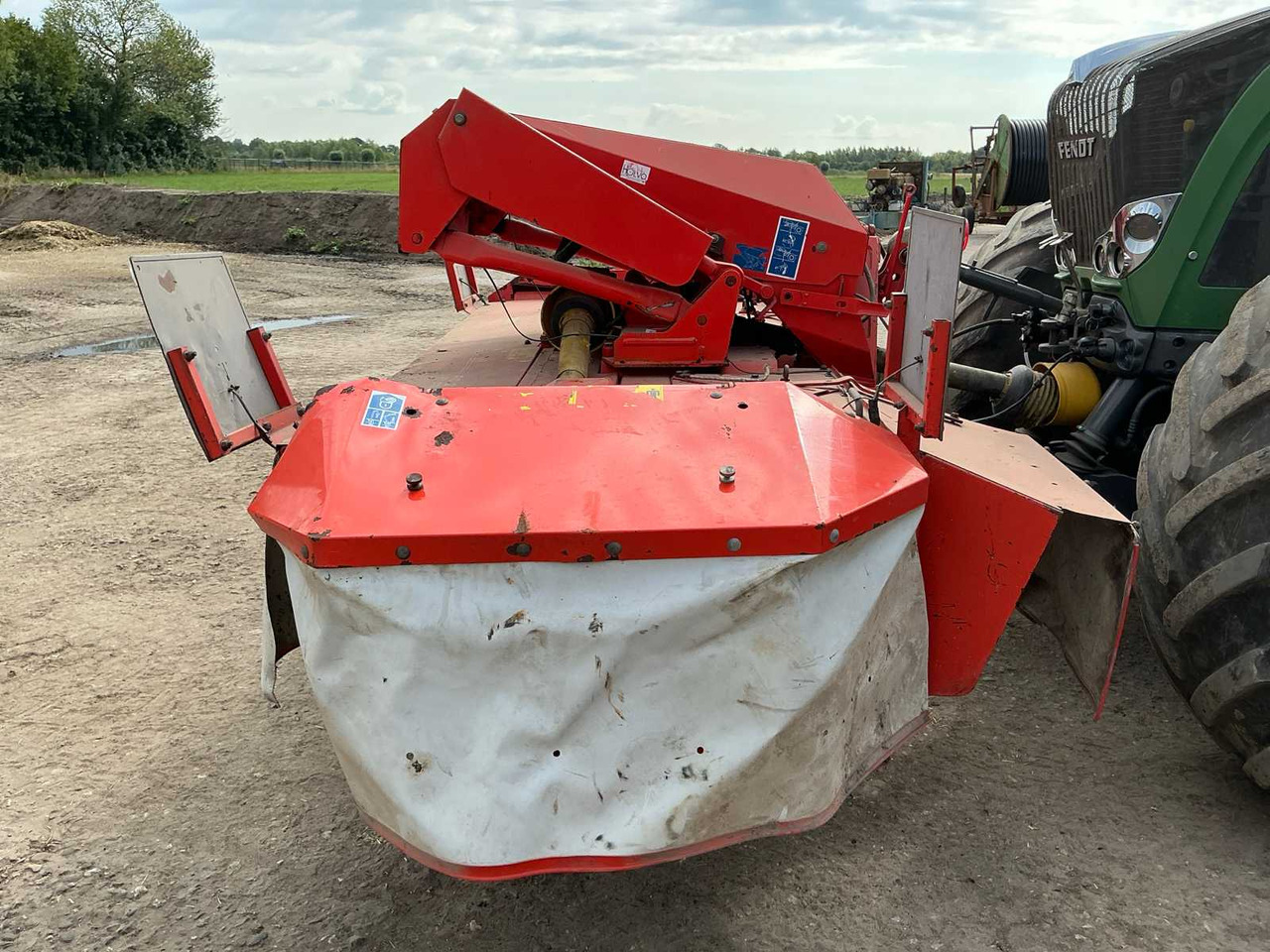 Kuhn FC313F - التقطيع جزازة/ ماكينات قطع الحشائش: صور 2 Kuhn FC313F - التقطيع جزازة/ ماكينات قطع الحشائش: صور 2