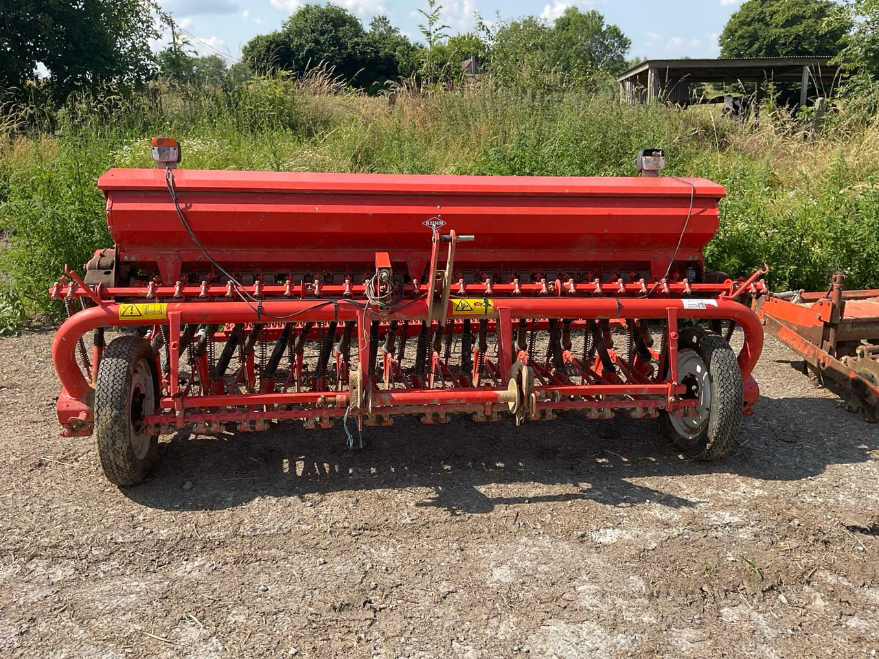 Kuhn K1353 - آلات البذر والغرس والشتل: صور 2 Kuhn K1353 - آلات البذر والغرس والشتل: صور 2