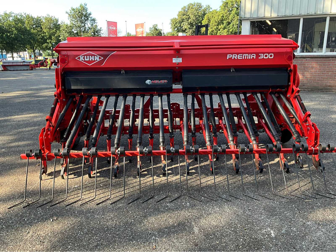 آلات البذر والغرس والشتل Kuhn Premia 300: صور 7