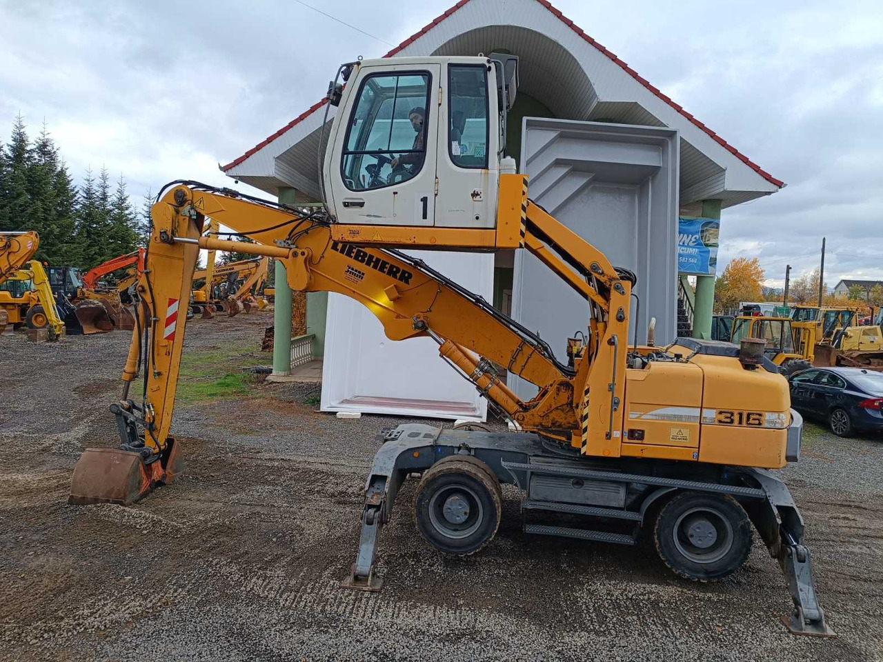 LIEBHERR - A 316 LITRONIC - WHEELED EXCAVATOR - 2009 - حفارة على عجلات: صور 5 LIEBHERR - A 316 LITRONIC - WHEELED EXCAVATOR - 2009 - حفارة على عجلات: صور 5