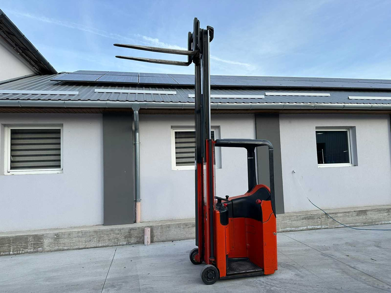 LINDE - E 10 DX 3280 - ELECTRIC FORKLIFT TRUCKS - رافعة شوكية: صور 3 LINDE - E 10 DX 3280 - ELECTRIC FORKLIFT TRUCKS - رافعة شوكية: صور 3