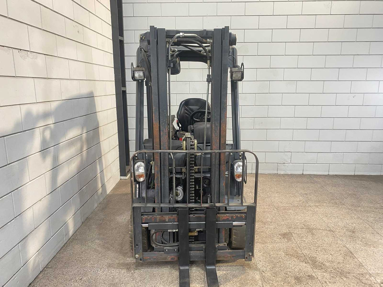 LINDE - E15 - FORKLIFT TRIPLEX - FREE-LIFT - SIDE-SHIFT - رافعة شوكية: صور 4 LINDE - E15 - FORKLIFT TRIPLEX - FREE-LIFT - SIDE-SHIFT - رافعة شوكية: صور 4