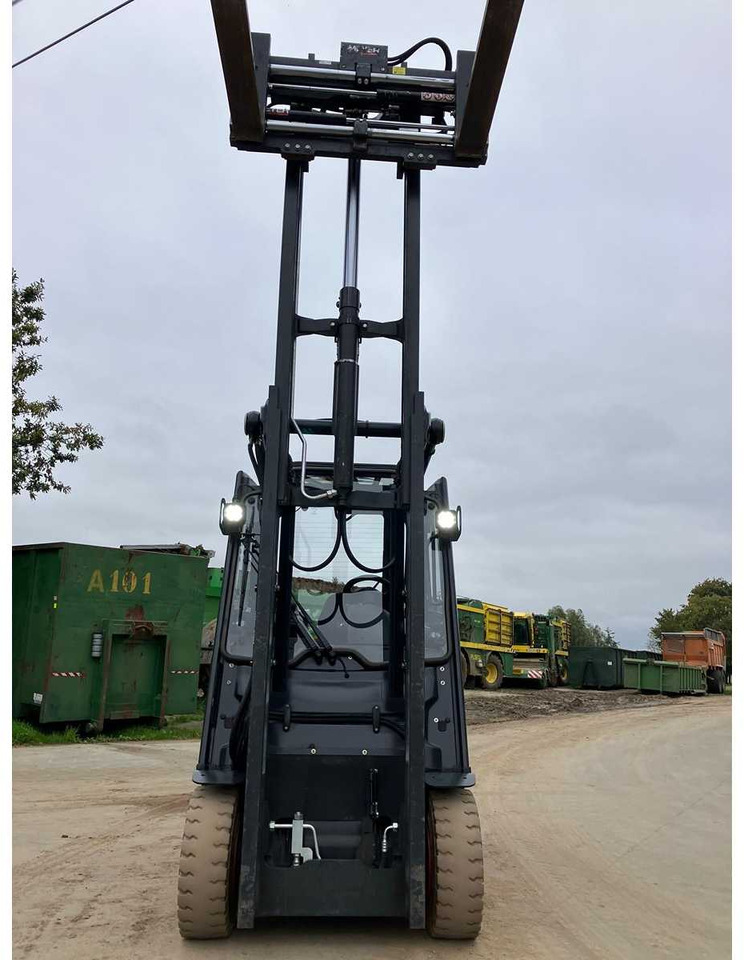 LINDE E25-01 FORKLIFT 2018 - رافعة شوكية: صور 3 LINDE E25-01 FORKLIFT 2018 - رافعة شوكية: صور 3