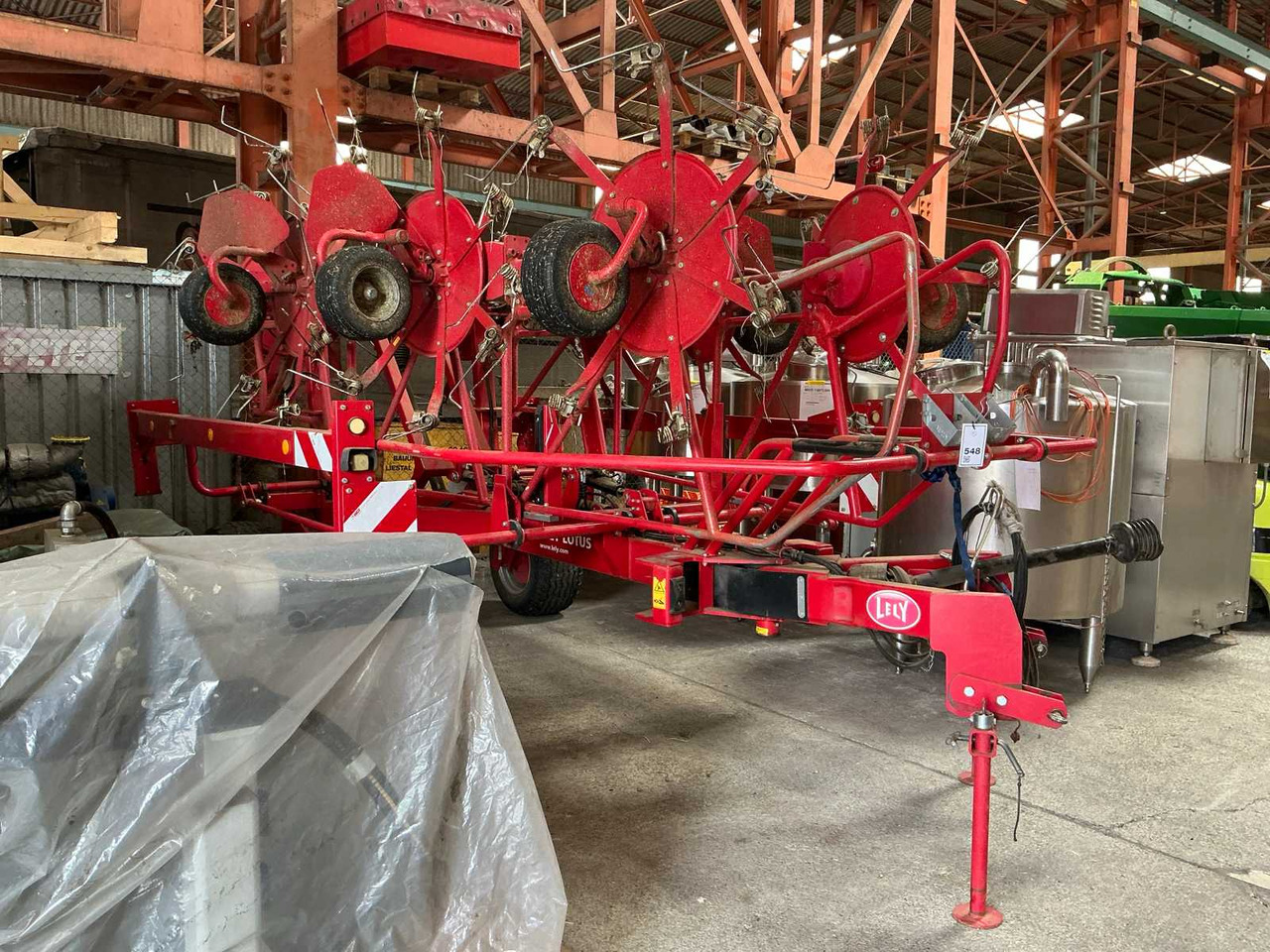 Lely Lotus Profi 1020 - الآلات والماكينات الزراعية: صور 1 Lely Lotus Profi 1020 - الآلات والماكينات الزراعية: صور 1