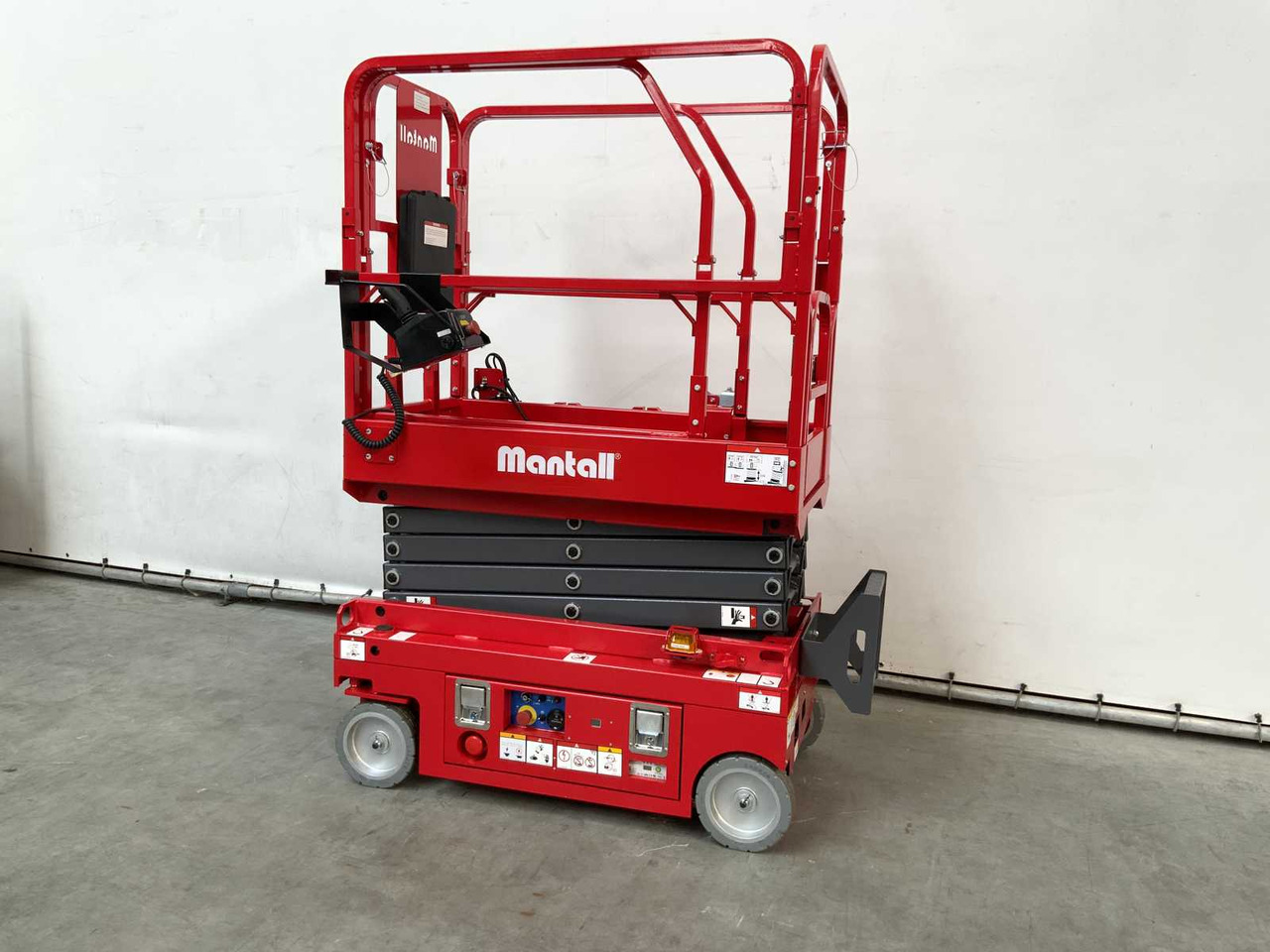 MANTALL XE-60 MINI - SCISSOR LIFT AERIAL PLATFORM 6.4M 2024 - منصات هيدروليكية متنقلة: صور 4 MANTALL XE-60 MINI - SCISSOR LIFT AERIAL PLATFORM 6.4M 2024 - منصات هيدروليكية متنقلة: صور 4