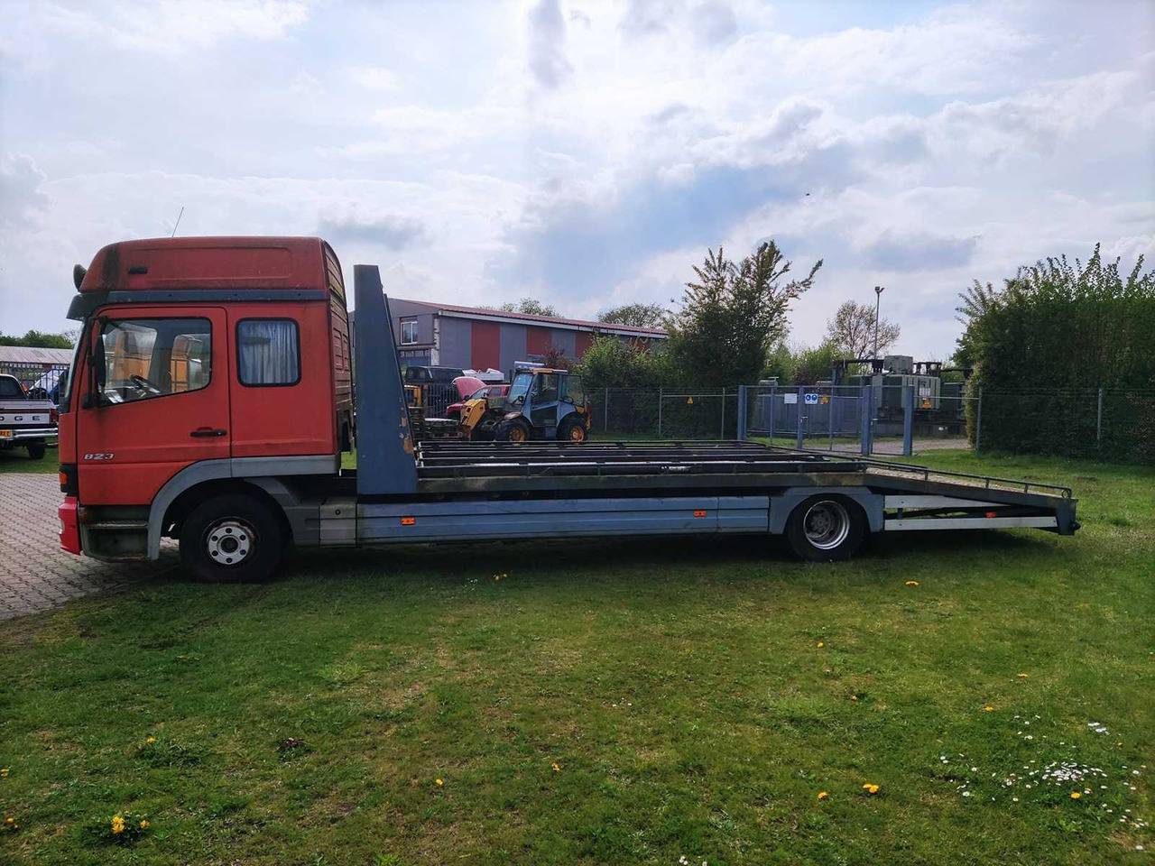 MERCEDES-BENZ - 1999 - TRUCK - شاحنة: صور 2 MERCEDES-BENZ - 1999 - TRUCK - شاحنة: صور 2