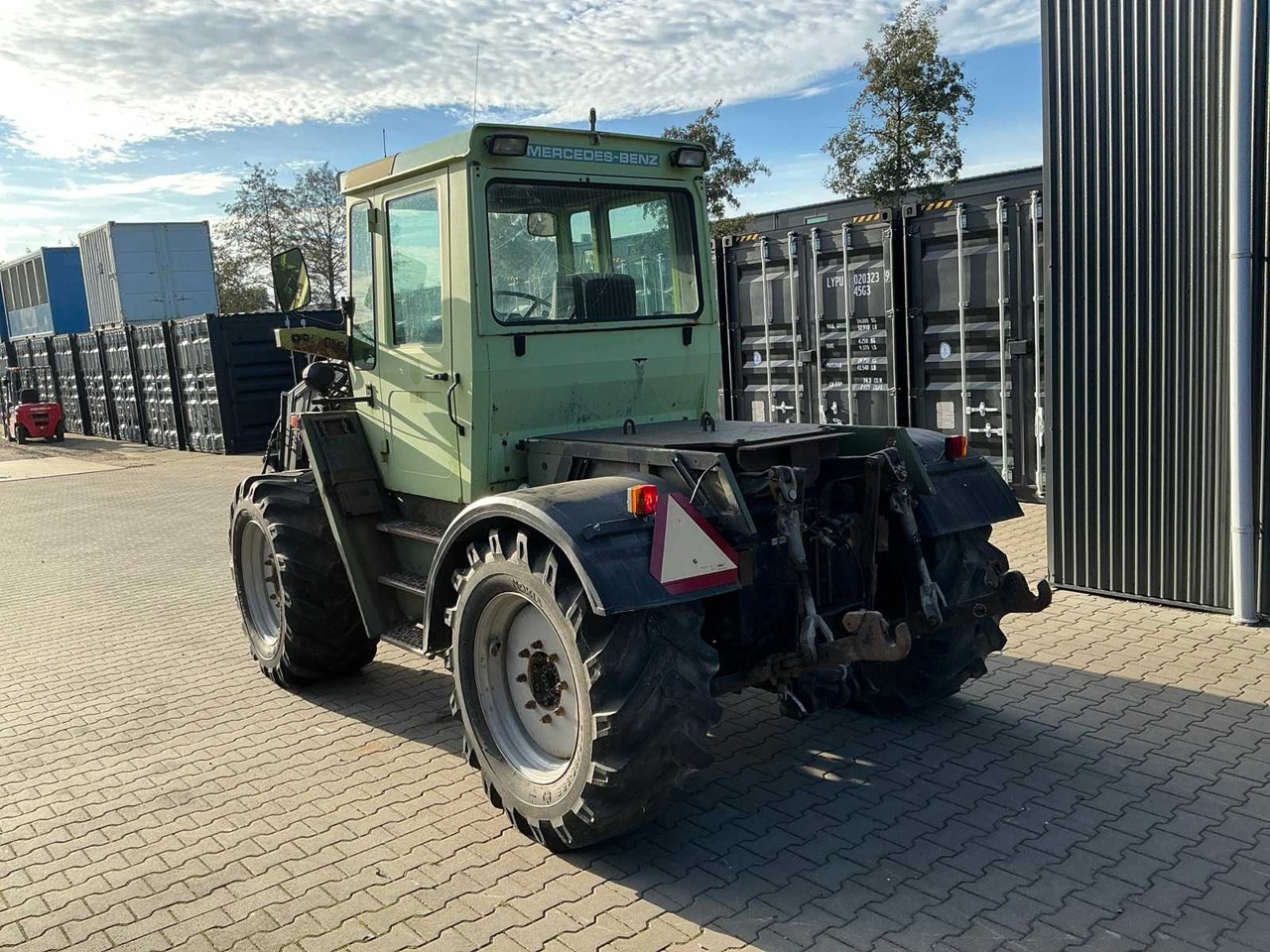 MERCEDES-BENZ MB TRAC 1000 TURBO ALL-WHEEL DRIVE AGRICULTURAL TRACTOR - جرار: صور 5 MERCEDES-BENZ MB TRAC 1000 TURBO ALL-WHEEL DRIVE AGRICULTURAL TRACTOR - جرار: صور 5