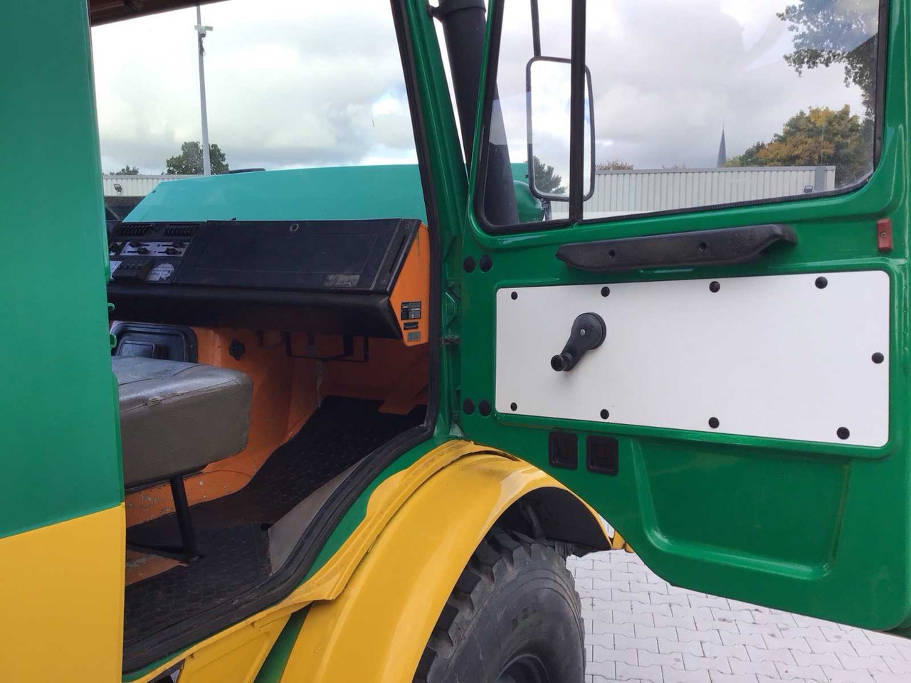 شاحنة MERCEDES-BENZ - UNIMOG U 1300 L - FOREST TRUCK: صور 17