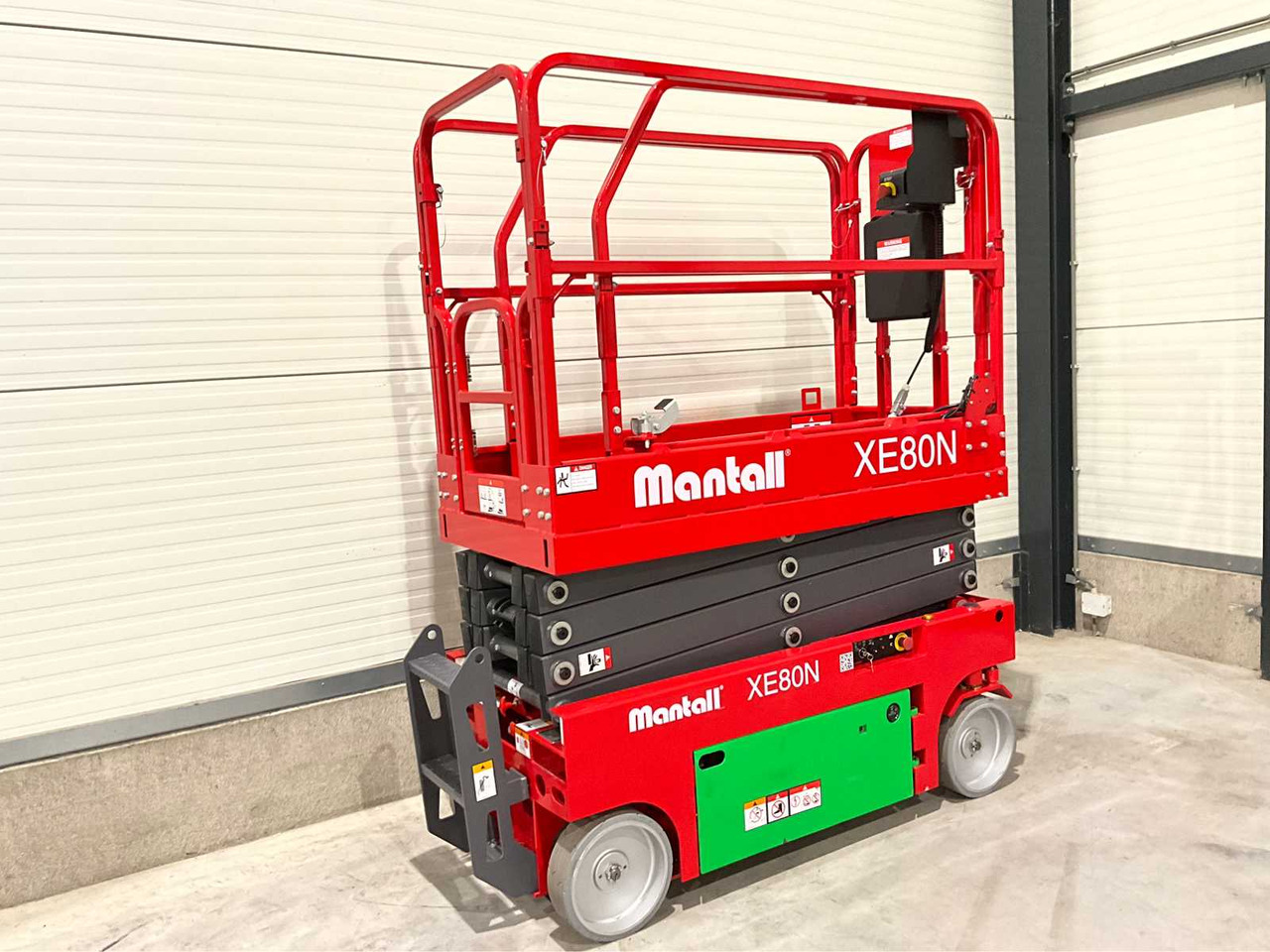 Mantall XE80N - منصات هيدروليكية متنقلة: صور 1 Mantall XE80N - منصات هيدروليكية متنقلة: صور 1