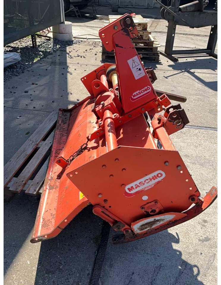 Maschio A140 - محراث الدوار: صور 4 Maschio A140 - محراث الدوار: صور 4