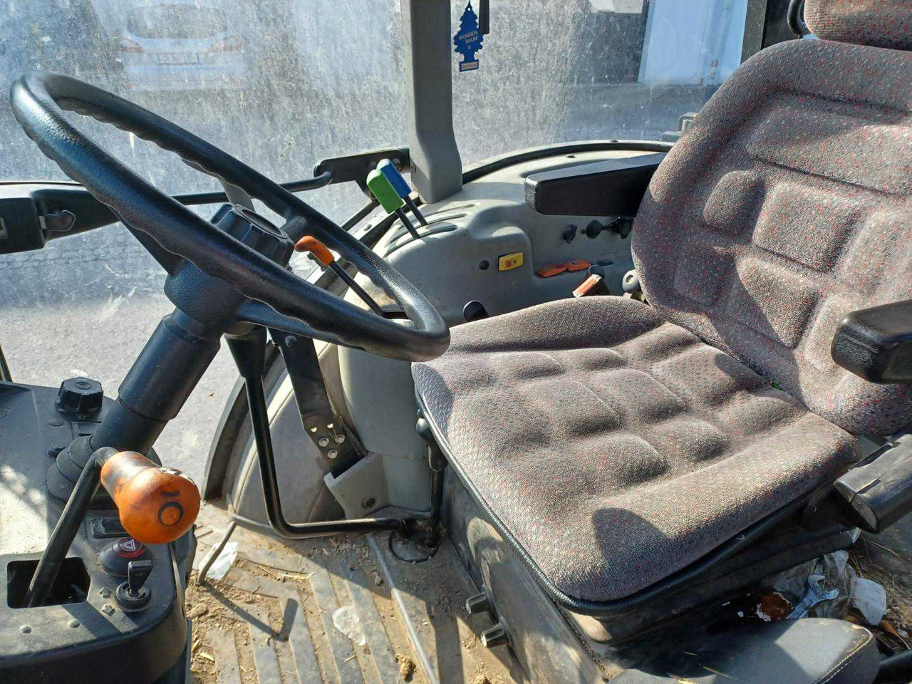 Massey Ferguson MF3630 - جرار: صور 5 Massey Ferguson MF3630 - جرار: صور 5