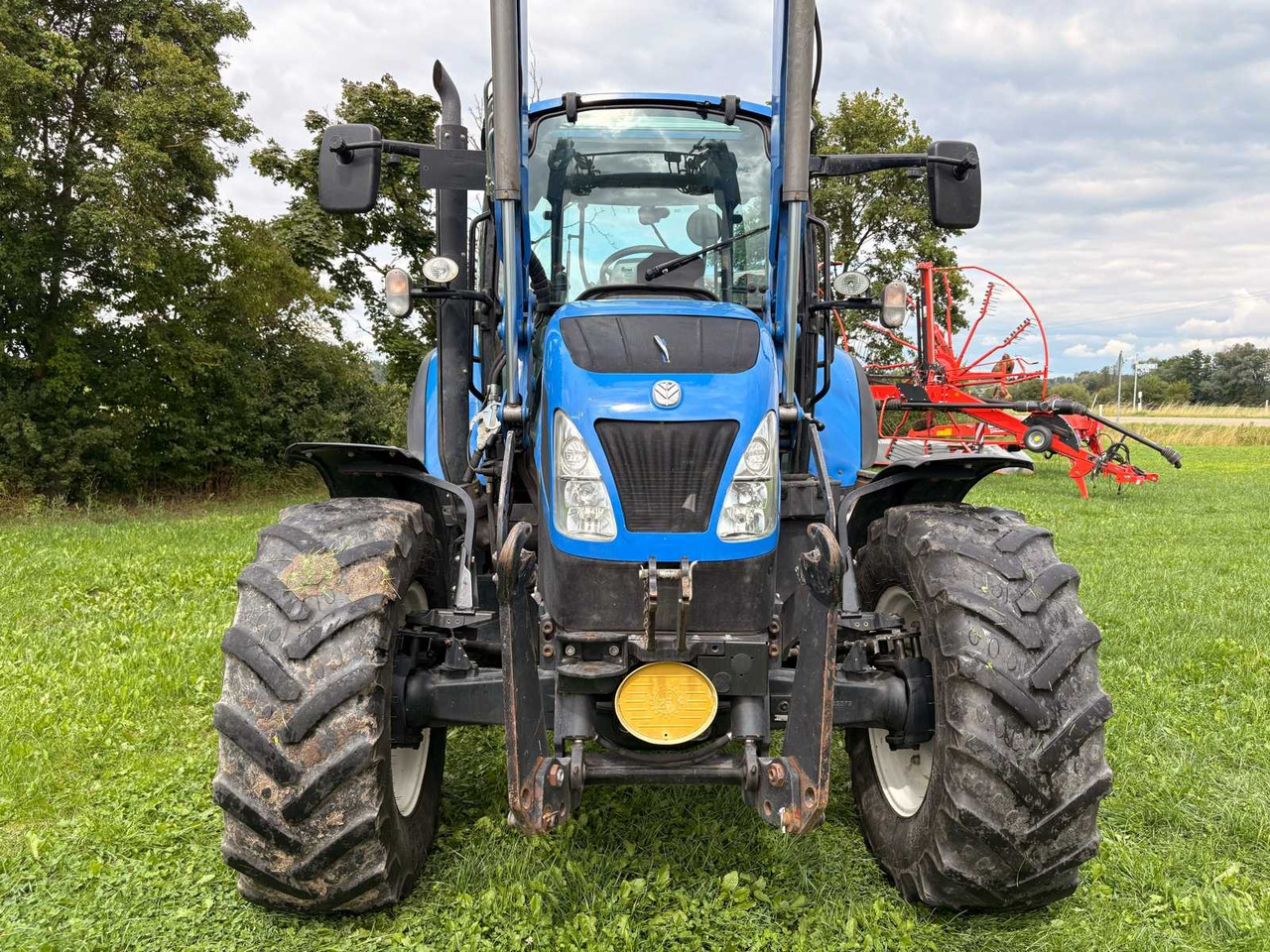 New Holland T5.105 EC - جرار: صور 4 New Holland T5.105 EC - جرار: صور 4