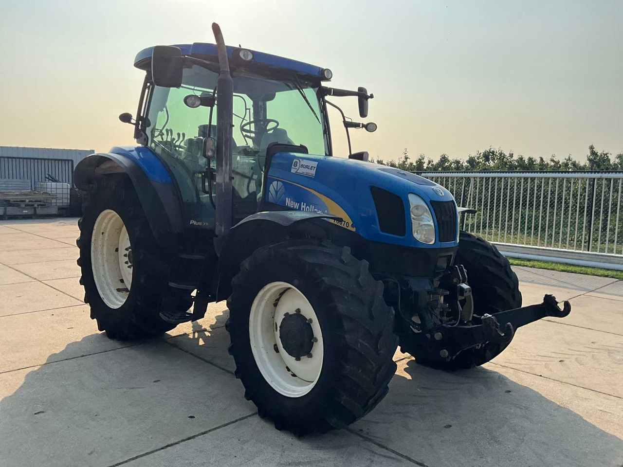 New Holland T6070 - جرار: صور 3 New Holland T6070 - جرار: صور 3