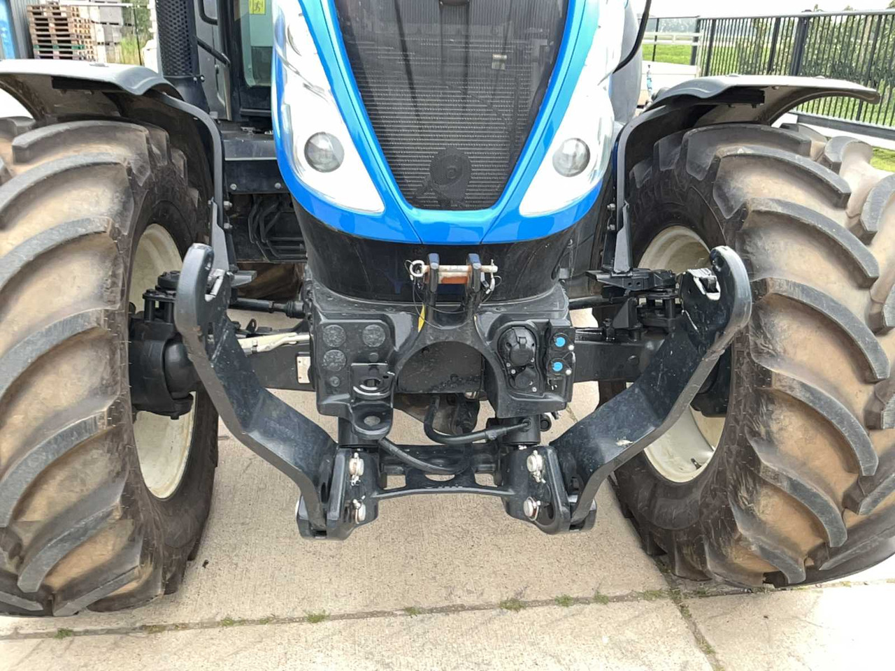 جرار New Holland TS 5.120: صور 24