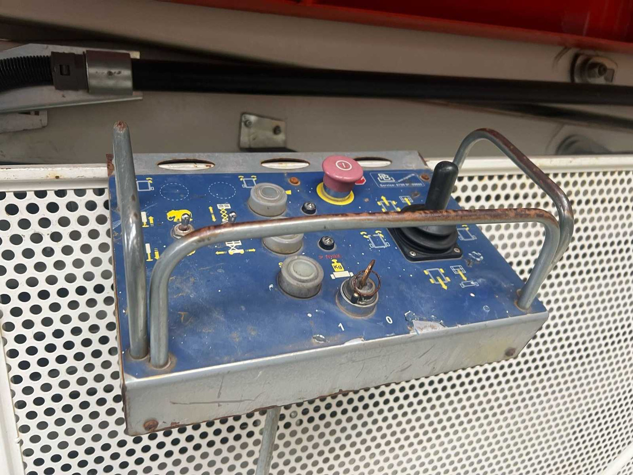 PB - S171-16 E - AERIAL PLATFORM BUILT IN 2015 WITH WORKING HEIGHT 17.3M - منصات هيدروليكية متنقلة: صور 5 PB - S171-16 E - AERIAL PLATFORM BUILT IN 2015 WITH WORKING HEIGHT 17.3M - منصات هيدروليكية متنقلة: صور 5