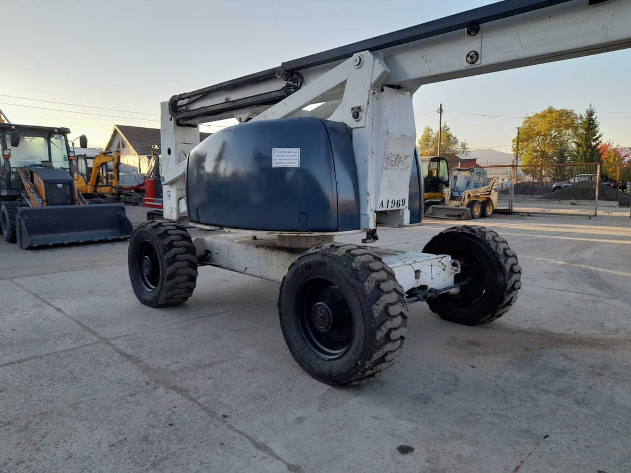 PINGUELY- HAULOTTE - HA20PX - AERIAL WORK PLATFORMS - 2004 - منصات هيدروليكية متنقلة: صور 3 PINGUELY- HAULOTTE - HA20PX - AERIAL WORK PLATFORMS - 2004 - منصات هيدروليكية متنقلة: صور 3