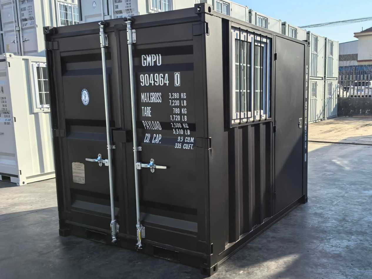 Rhino-Cross-Containers 8ft Zwart - حاوية شحن: صور 1 Rhino-Cross-Containers 8ft Zwart - حاوية شحن: صور 1