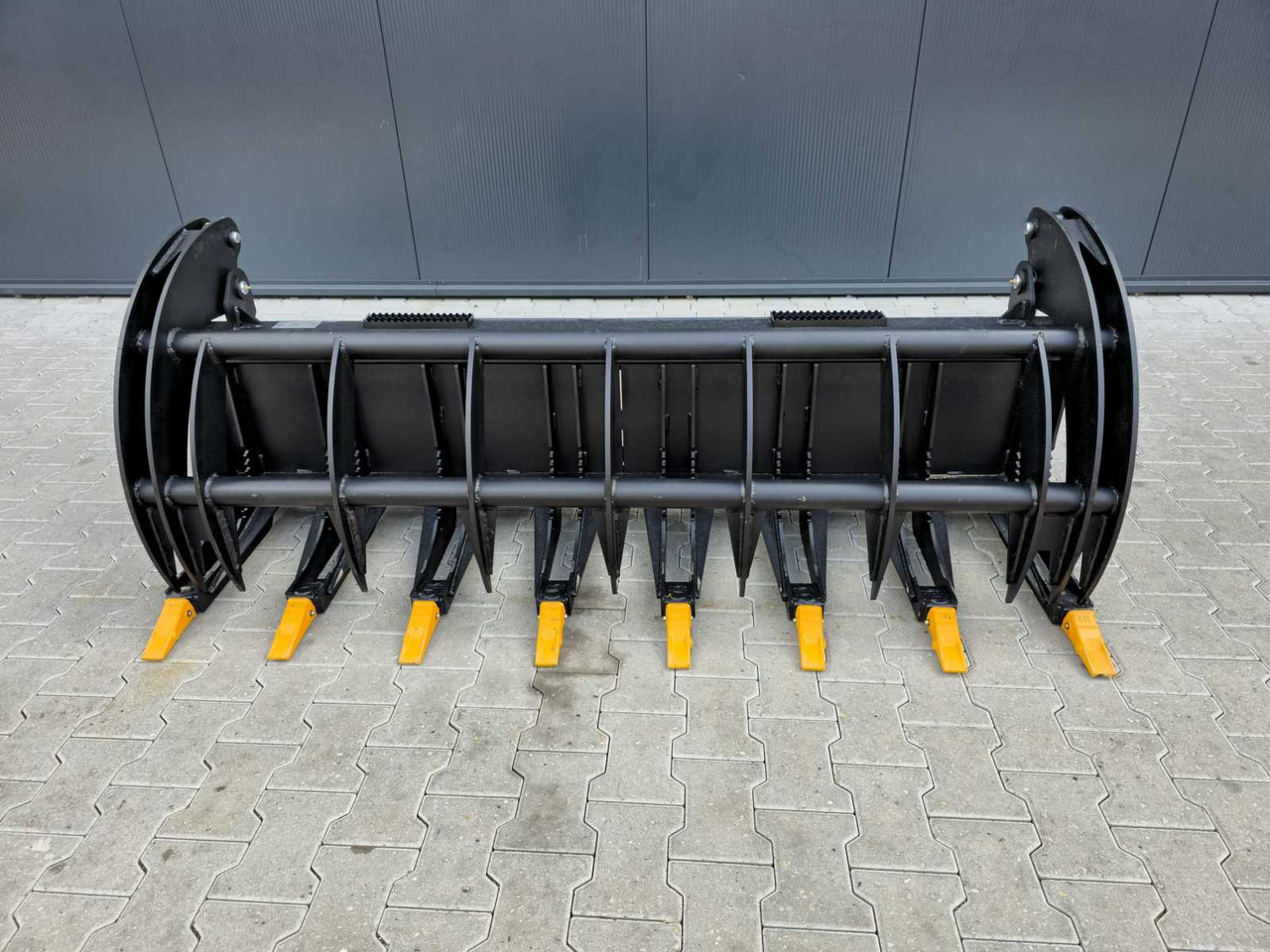 Rhino-cross 78 inch heavy duty fork grapple - ملحقات - آلات البناء: صور 3 Rhino-cross 78 inch heavy duty fork grapple - ملحقات - آلات البناء: صور 3