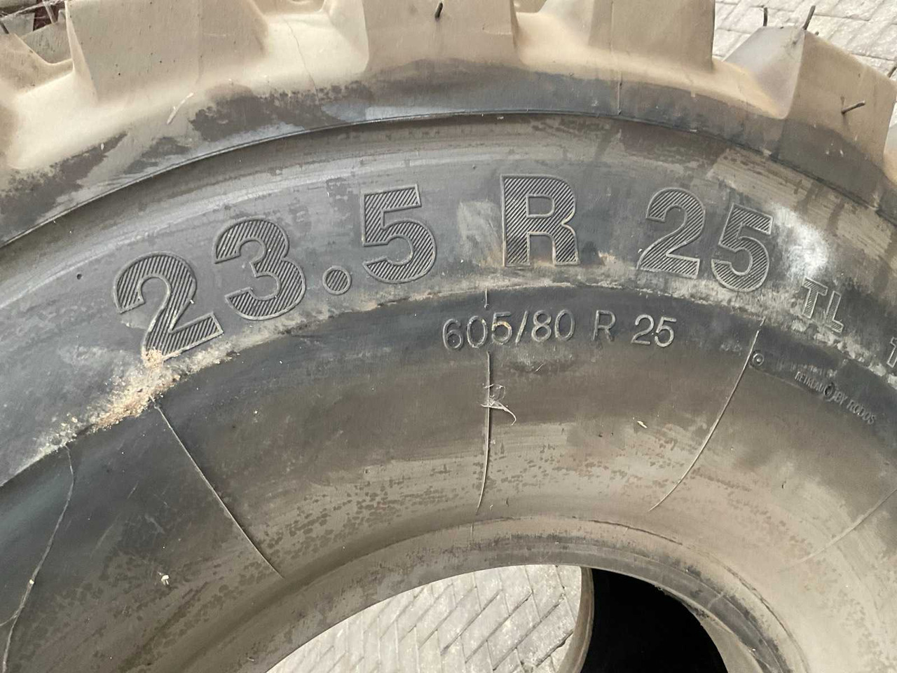 Rodos Dumper - الإطارات والجنوط - جرار: صور 4 Rodos Dumper - الإطارات والجنوط - جرار: صور 4